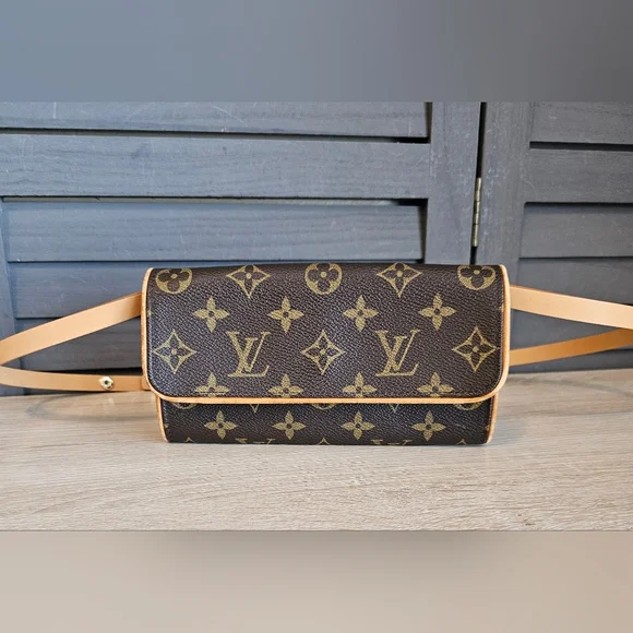 Authentic LOUIS VUITTON Pochette Twin PM Belt Waist Bum Bag - Picture 3 of 13